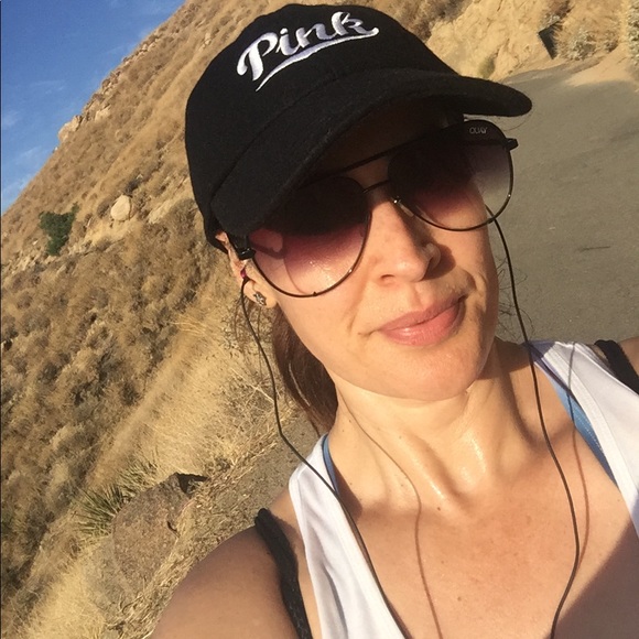 Meet your Posher, Rose - Picture 6 of 6